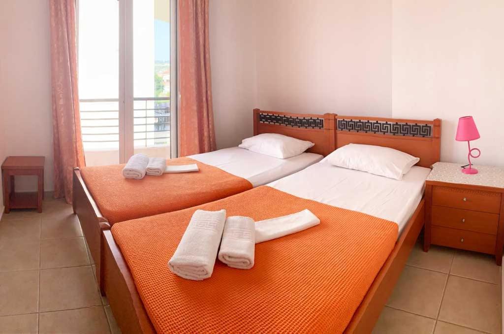 Helena'S Apartments - Nikiti Ngoại thất bức ảnh
